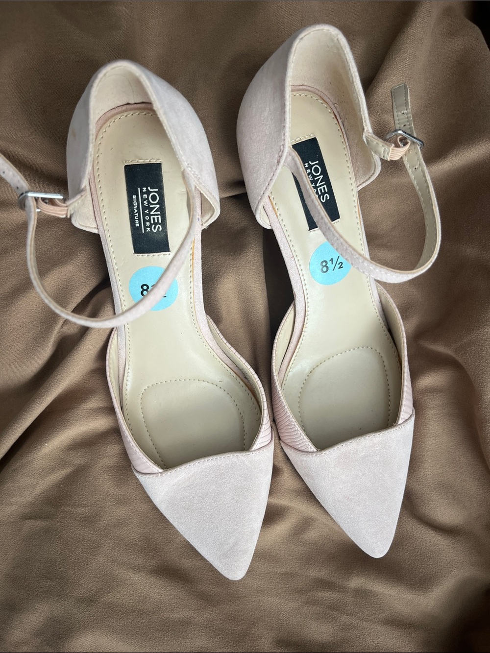 Jones New York Pointed Toe Ankle Strap Pumps in Blush Pink